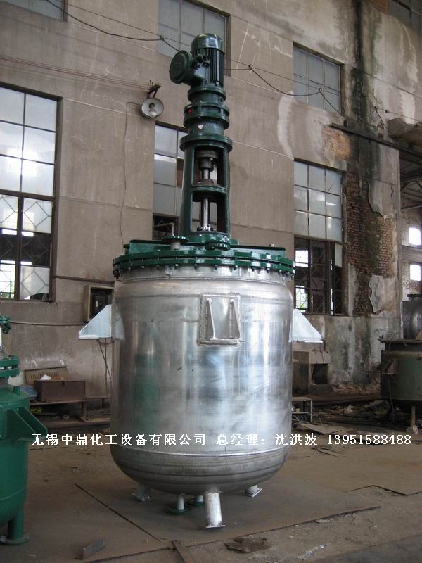 濃硝酸儲(chǔ)罐、鋁儲(chǔ)罐、濃硝酸高位槽、鋁高位槽、濃硝酸計(jì)量罐 